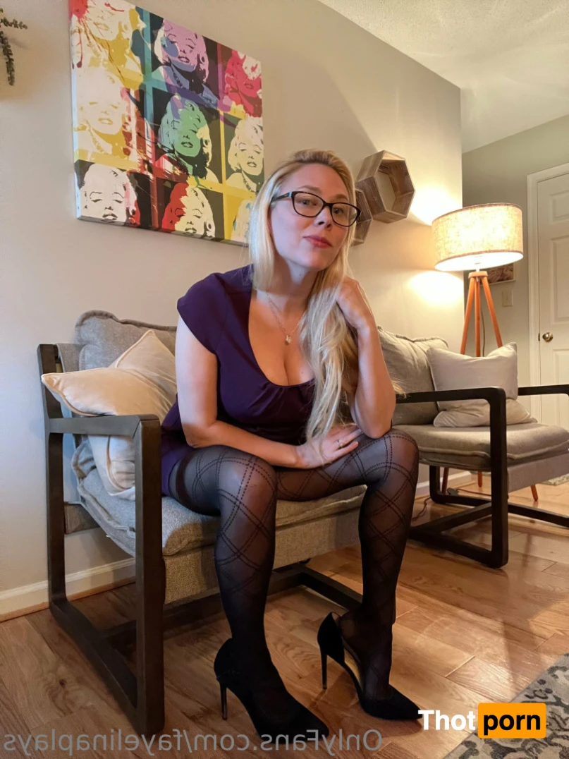 Fayelina! 🧚🏻🍓📷 16442490