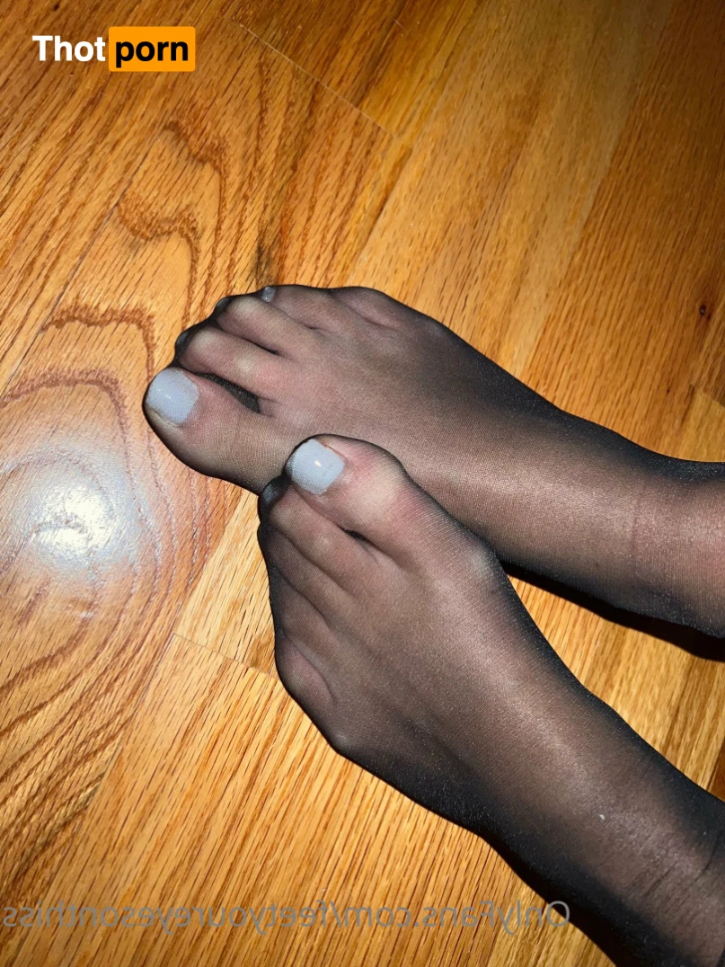 Feet your eyes on this 16439573