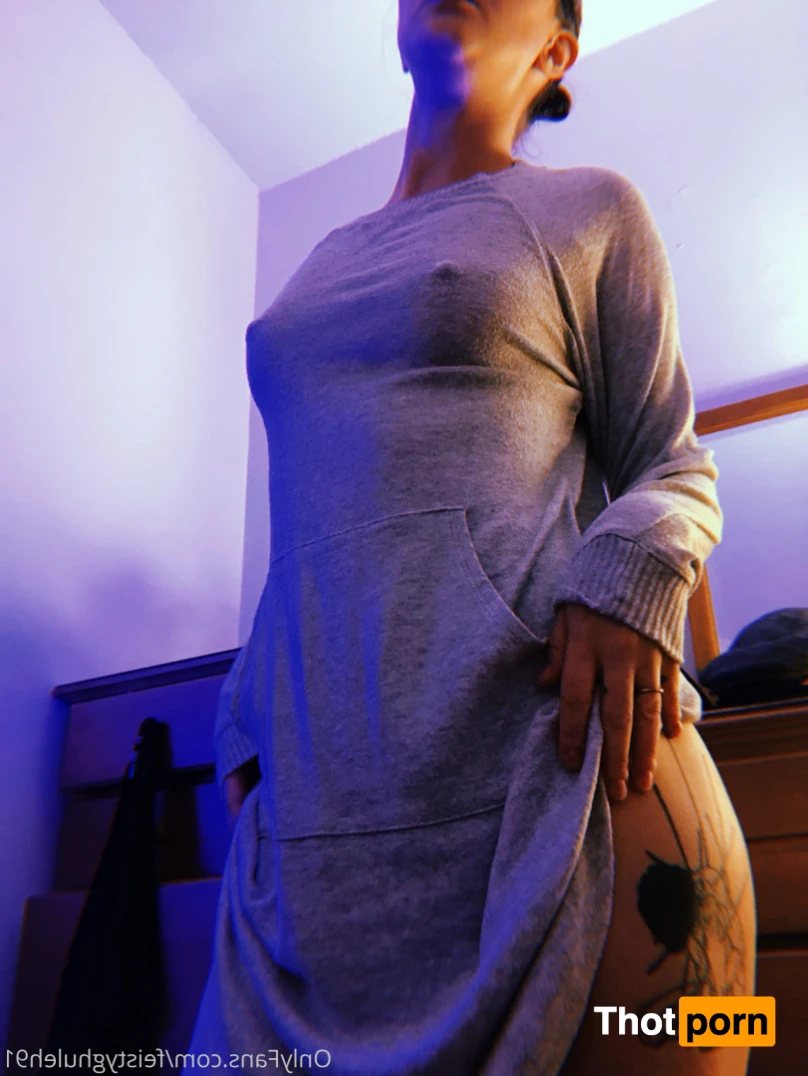 Jeune Fille Vulgaire 16439182