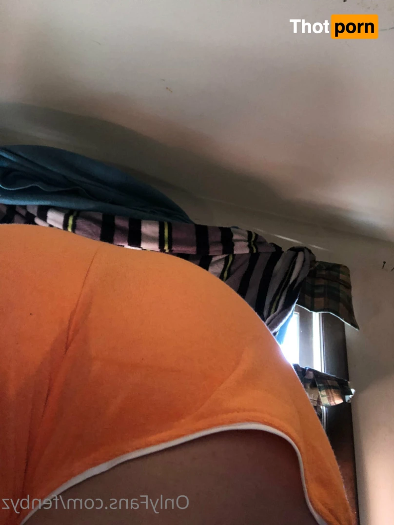 femboy fen 😈 16399240