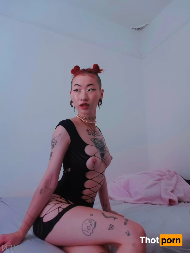 filthylilfiend 16378498