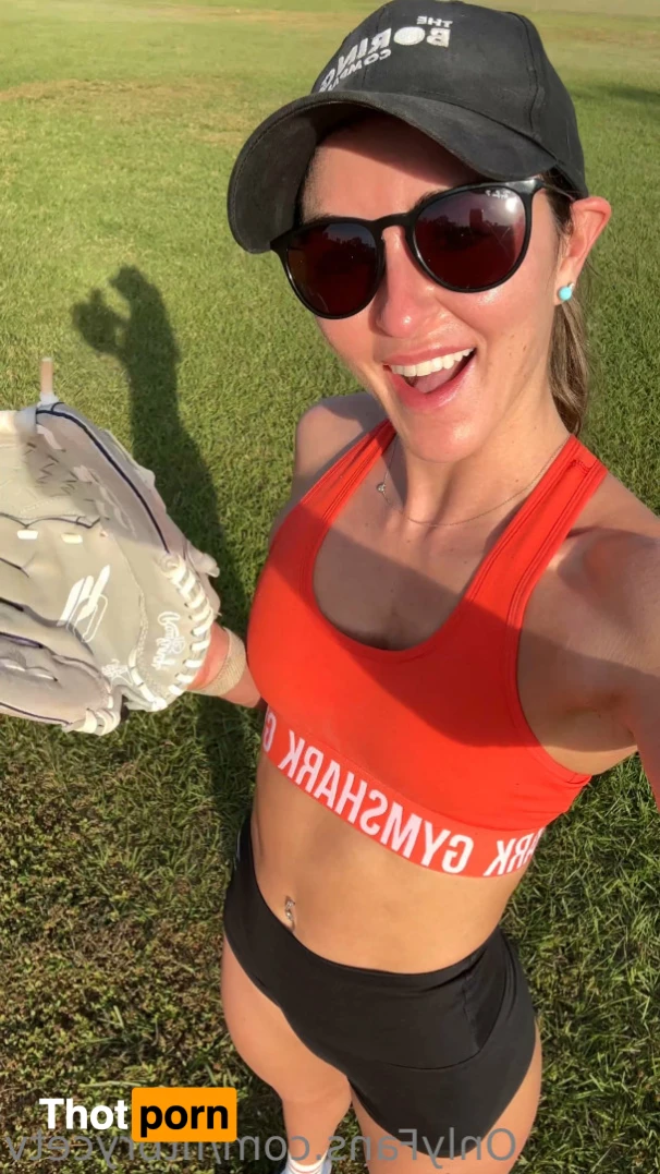 Bryce Adams 🎥 16360643