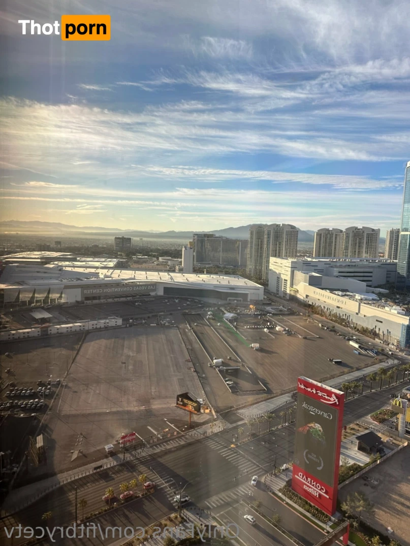 Bryce Adams 🎥 16360696