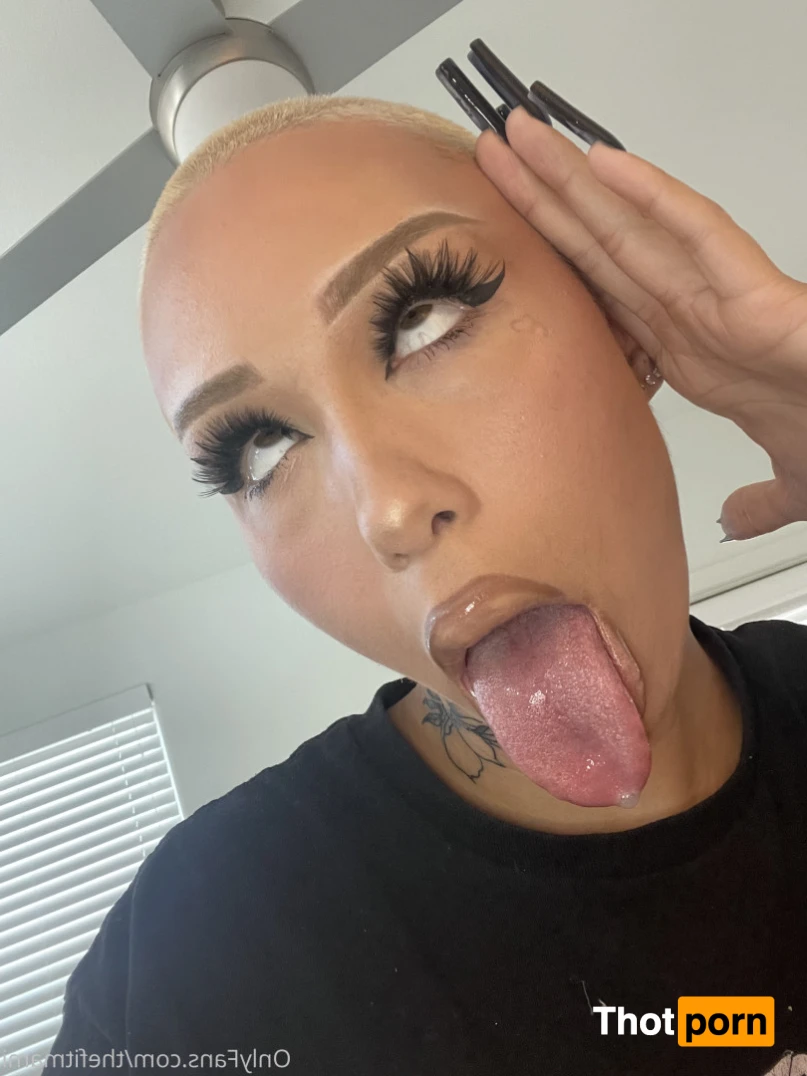 The Fit Mami 10959052