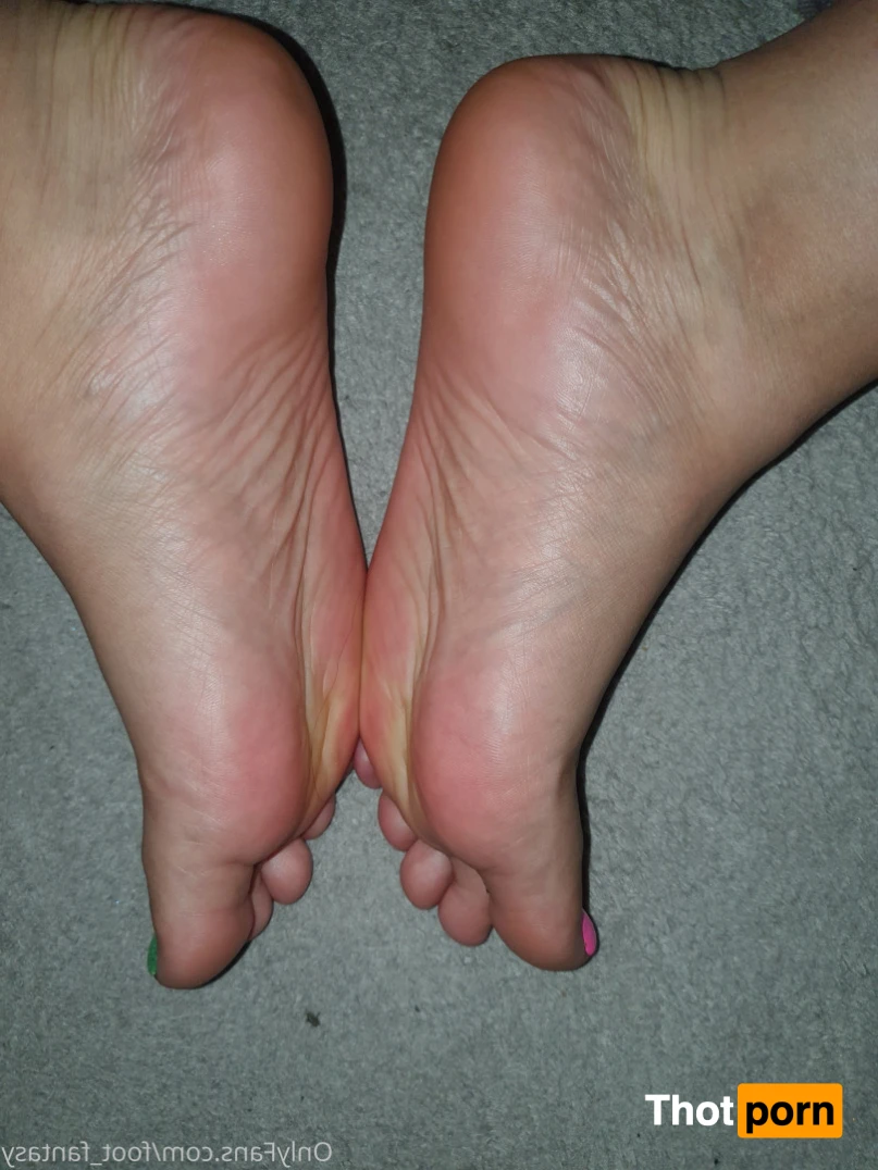 Foot_fantasy 16336965