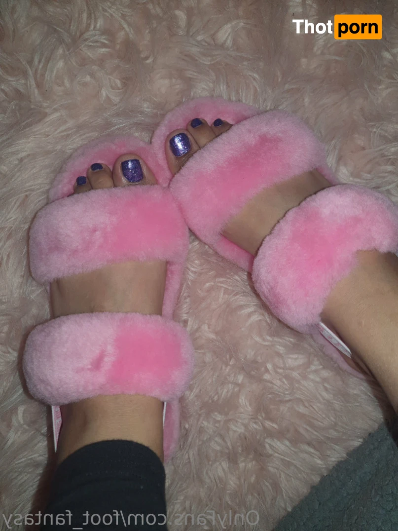 Foot_fantasy 16336978