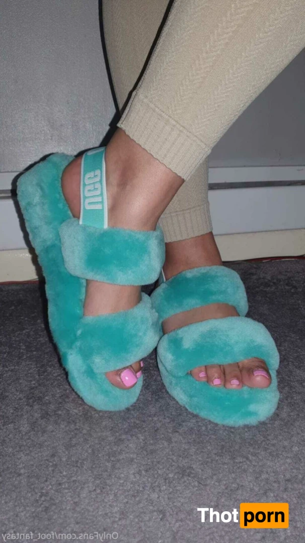 Foot_fantasy 16337137