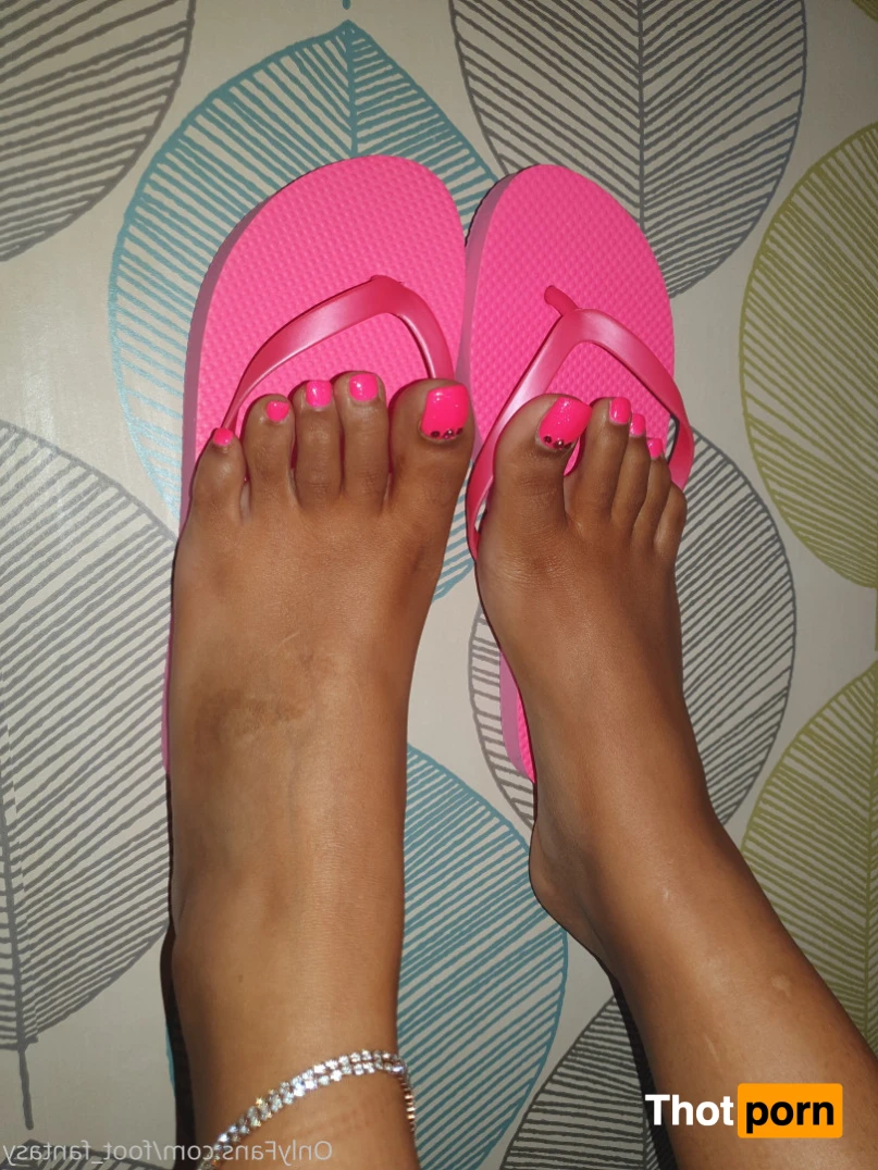 Foot_fantasy 16337340