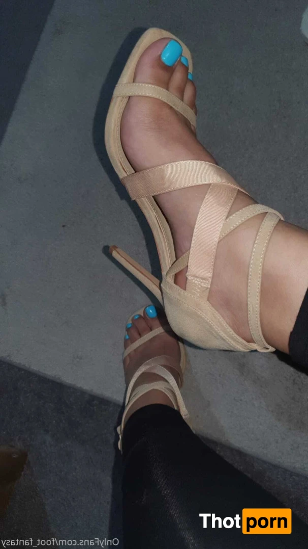 Foot_fantasy 16337520