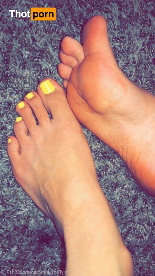 ciarramoore 16330082