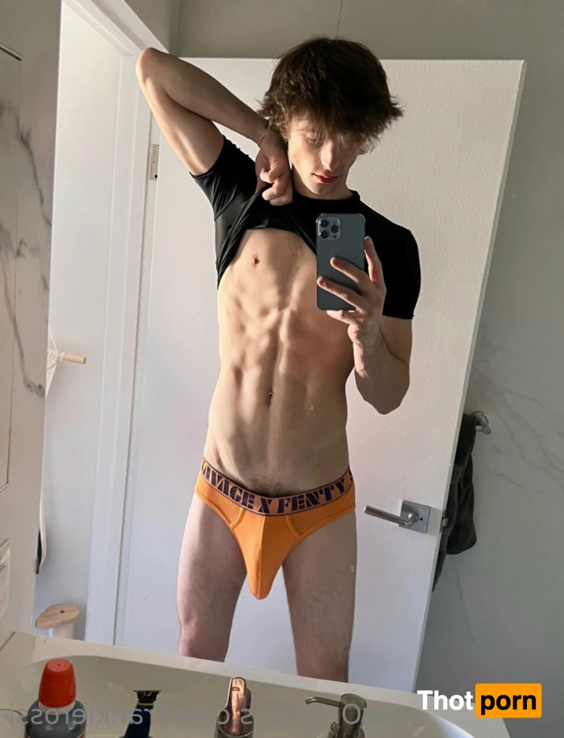 Frankie Rossi 16291552