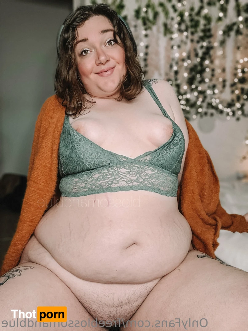 freeblossomandblue 16262668