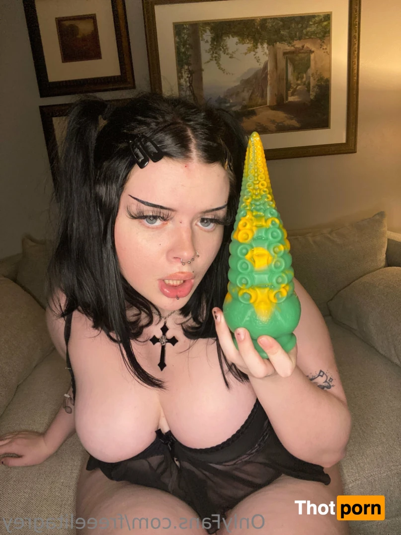 Elita Grey’s Free Page 11258386