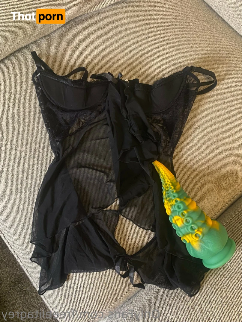 Elita Grey’s Free Page 16258975