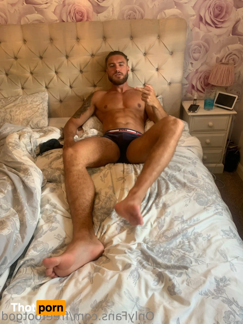 FREEfootGod 15649757