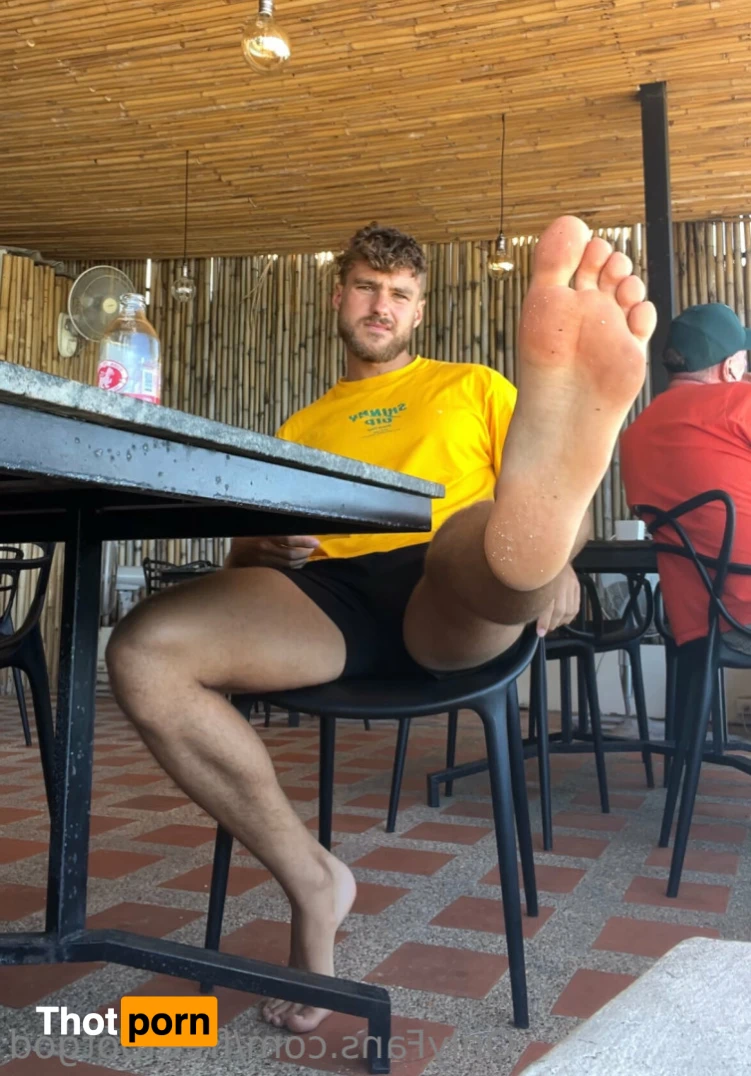 FREEfootGod 16258225