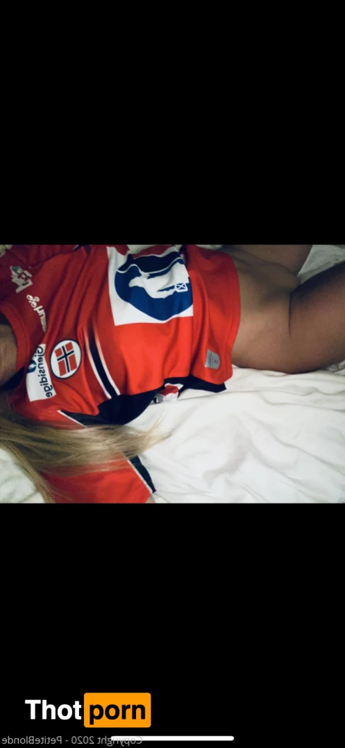 PetiteBlonde🤩 16220156