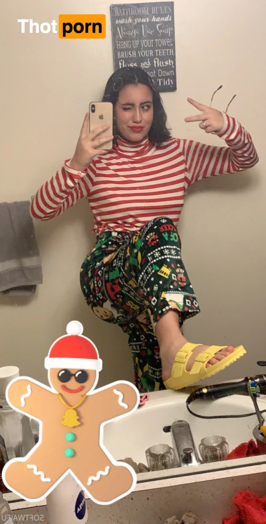 stella and vivienne 16168770