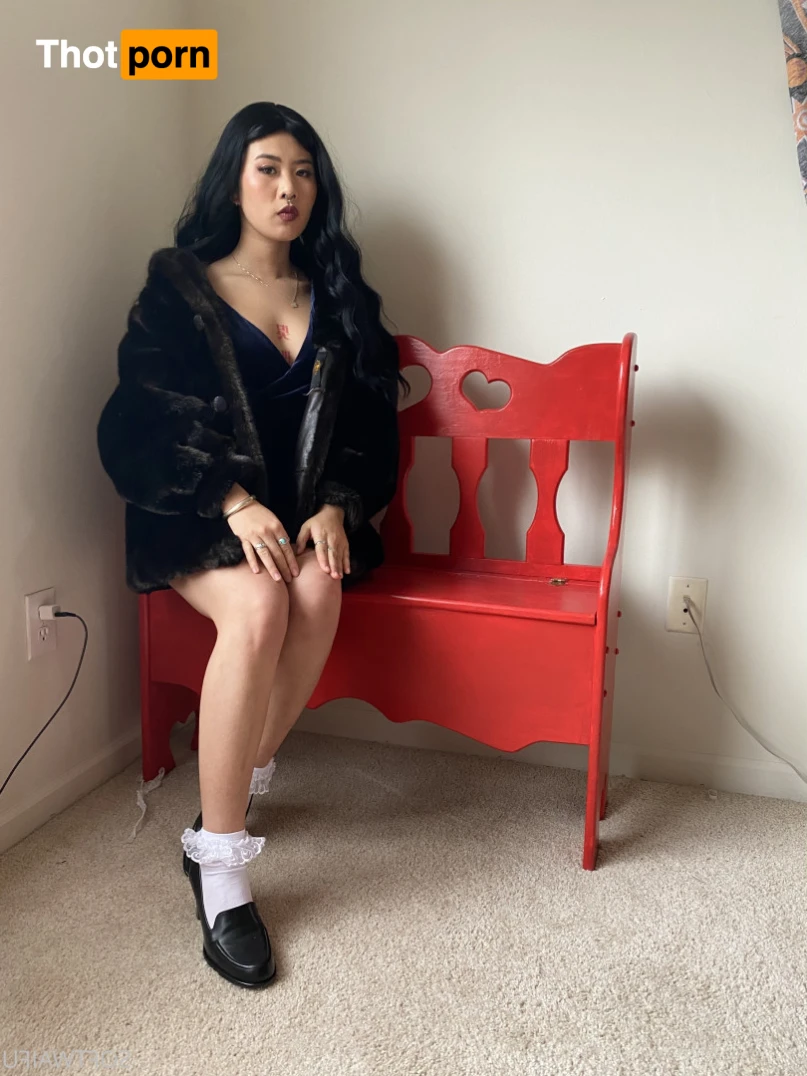 stella and vivienne 16169042