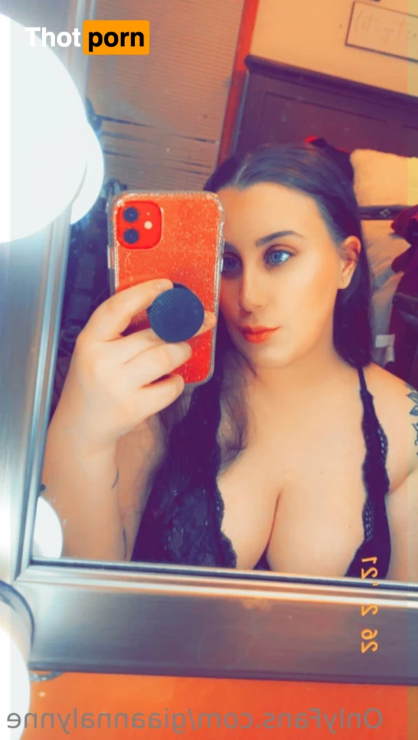 Gianna Lynne 16072586