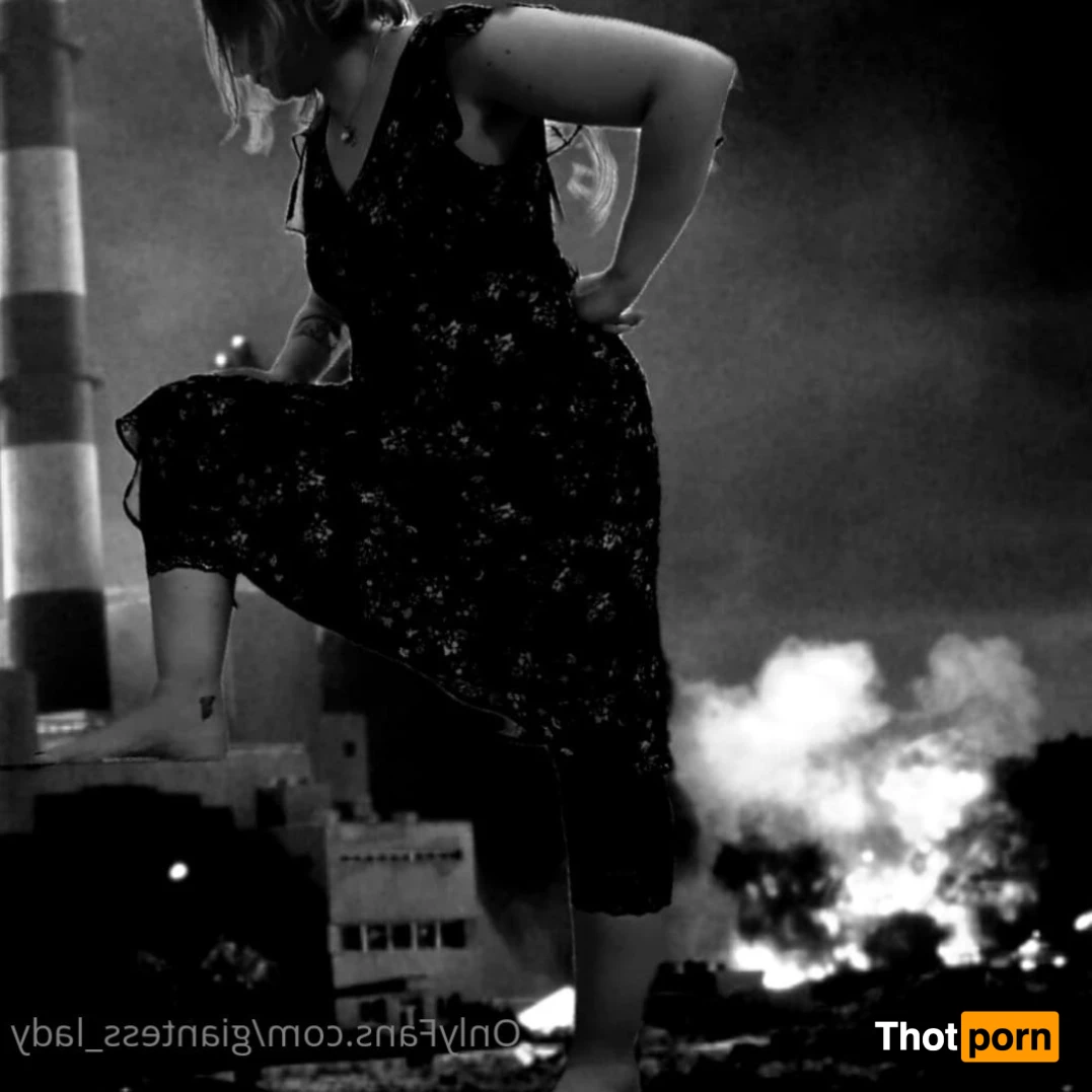 giantess_lady 15646967