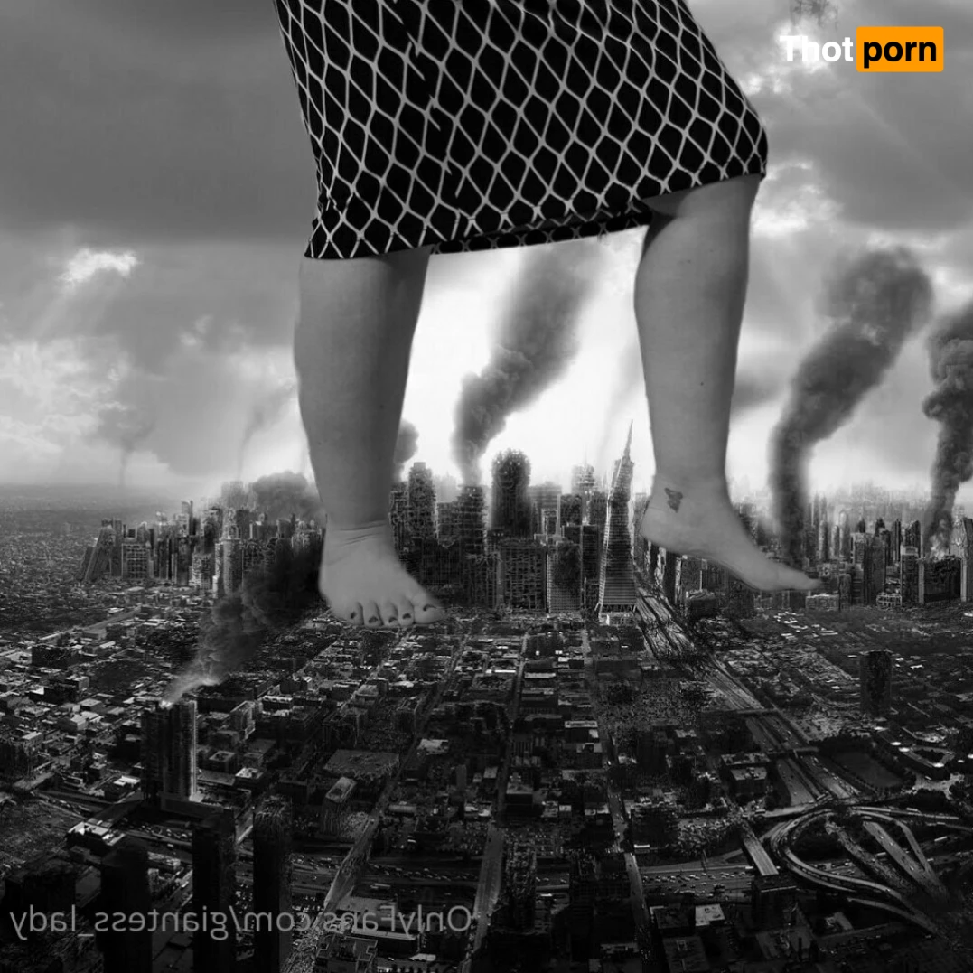 giantess_lady 15647030