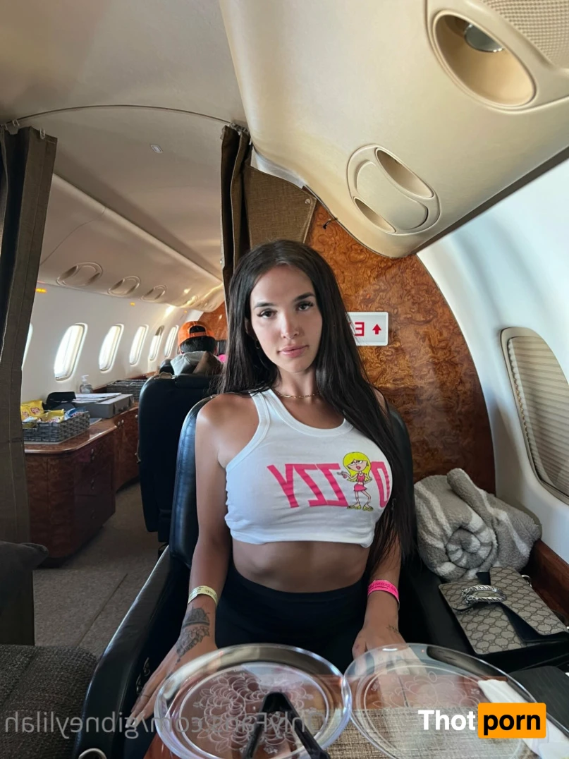 Lilah Gibney 🦋 16068768