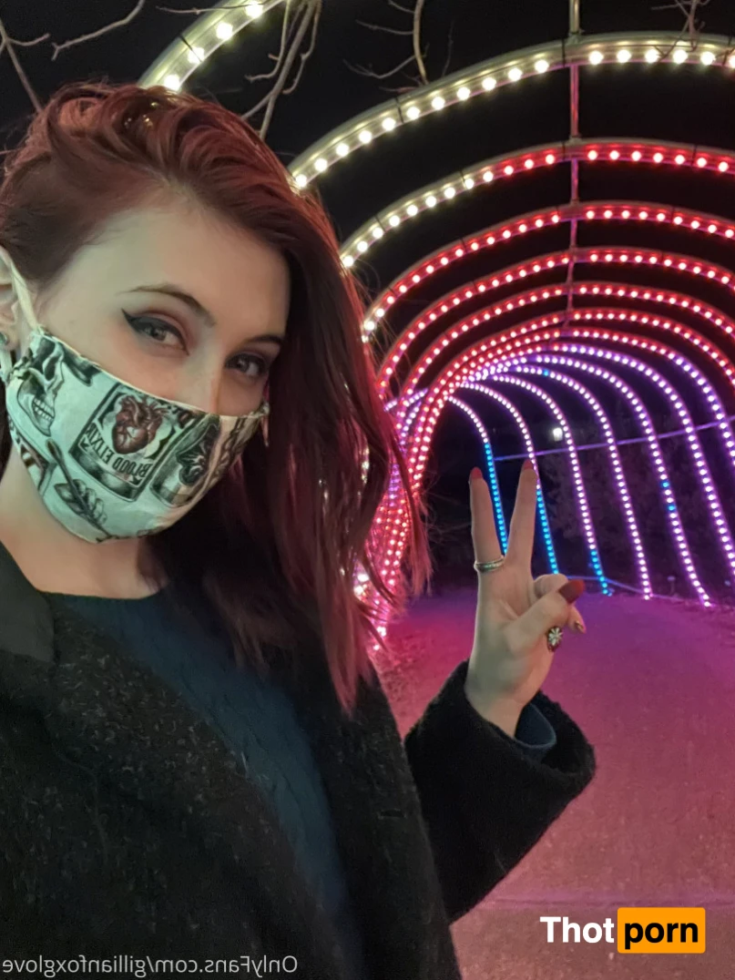 Gillian Foxglove 16062448