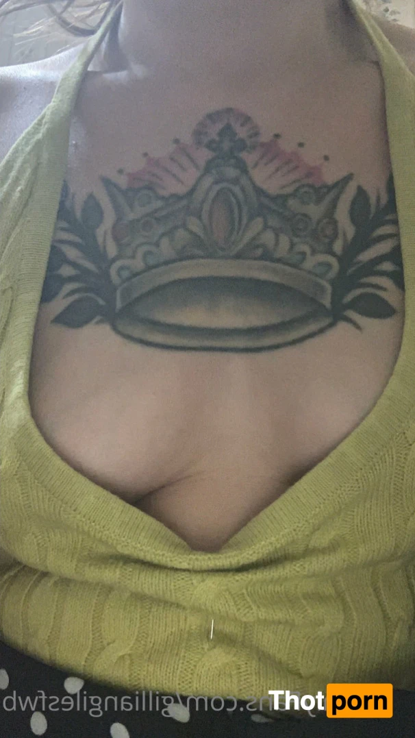 Gillian Giles 16055293