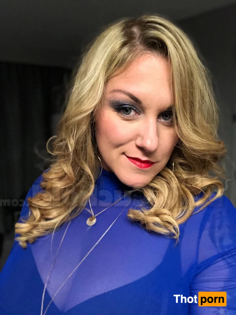 MrsDarkCuckold 845867