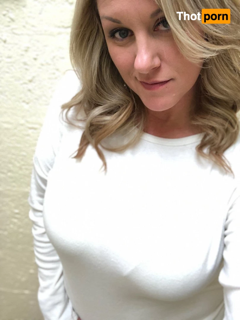 MrsDarkCuckold 845901