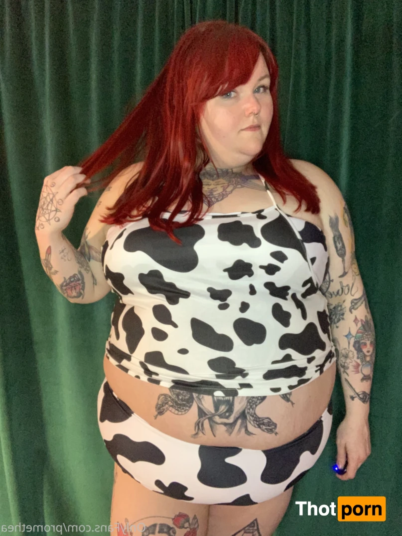 Gisele Bundtcake 16021775