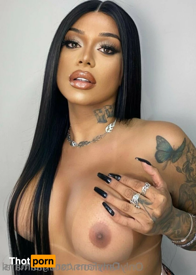 Giuli Turns 🍭 15972104