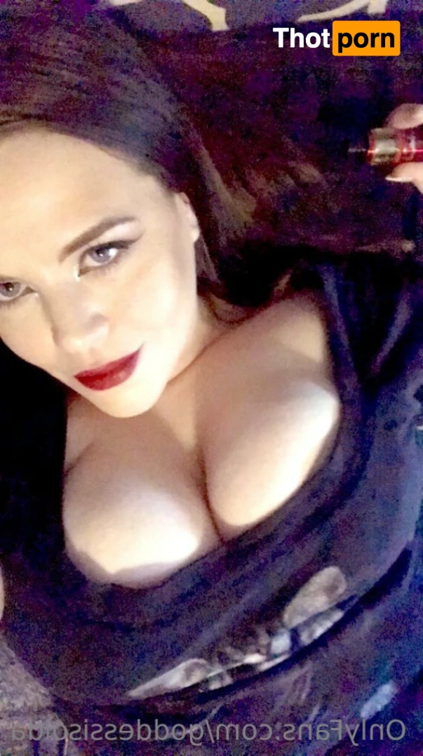 GoddessIsolda 15944305