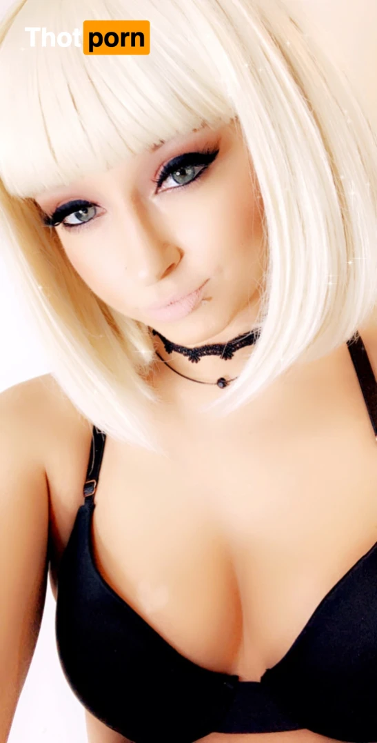 Goddess Lacey 15943473