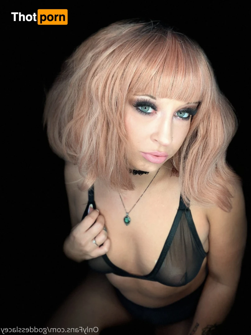 Goddess Lacey 15943637