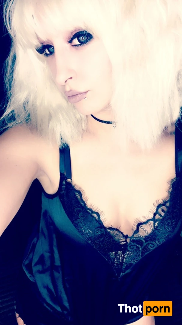 Goddess Lacey 15943656