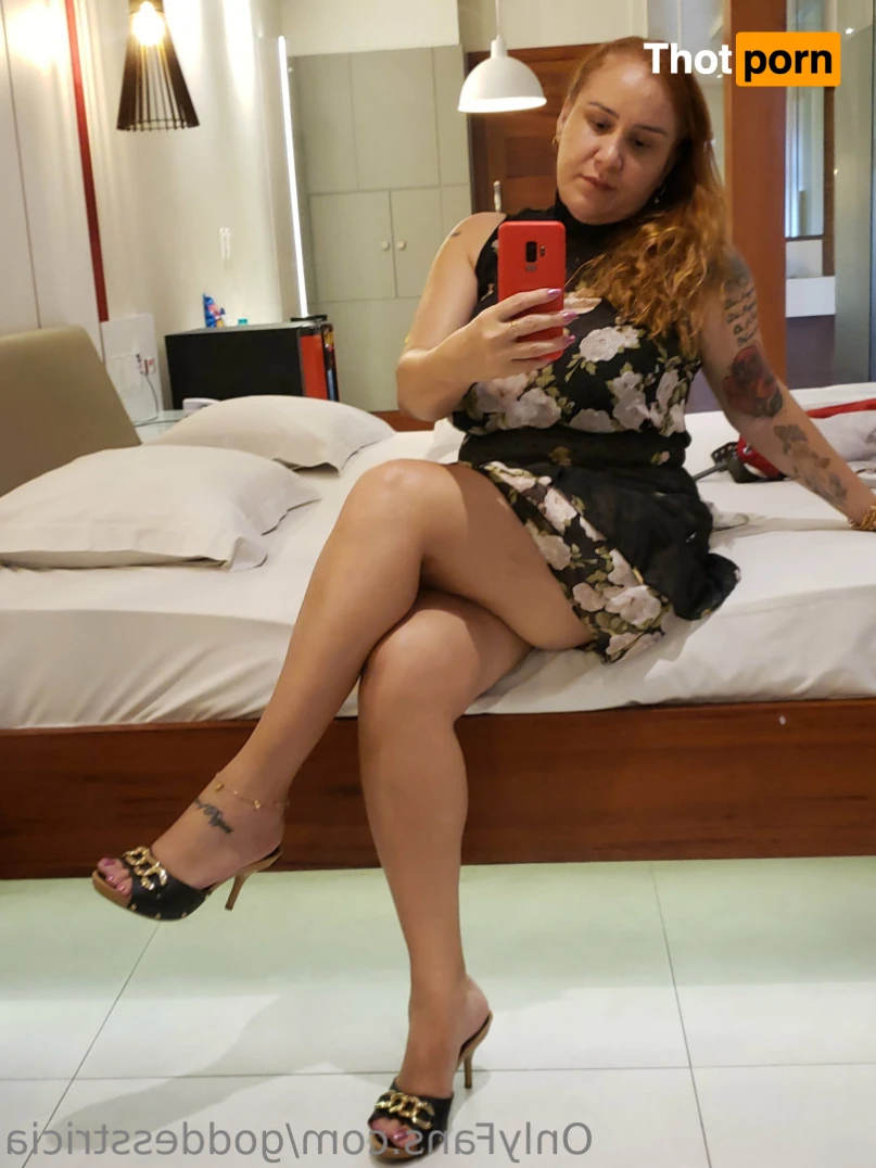 Goddess Trícia 15861100