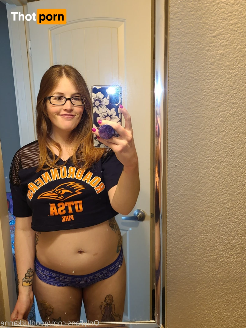 Nicole Redwood 15809358