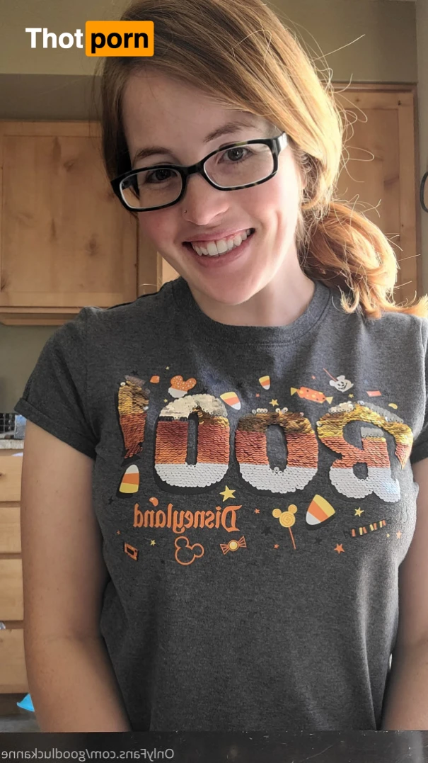 Nicole Redwood 15809437