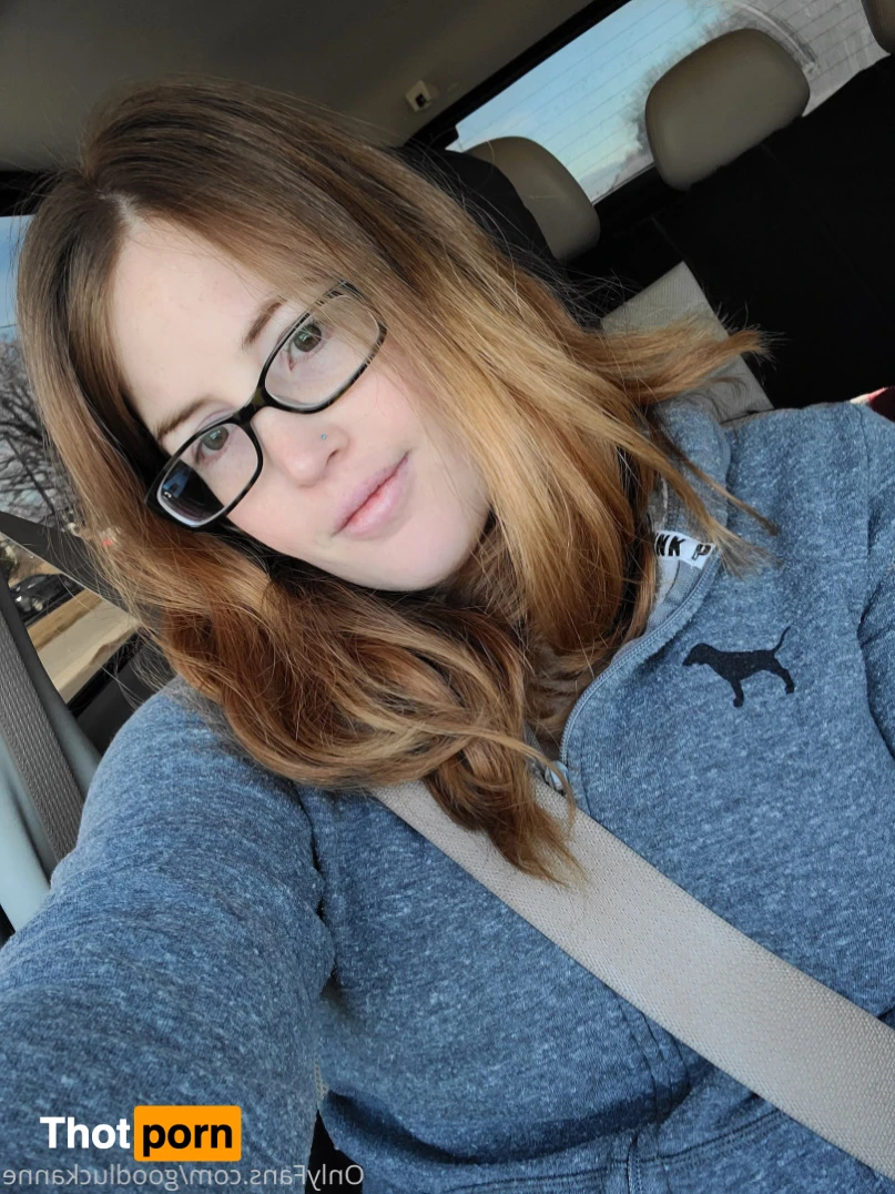 Nicole Redwood 15809699