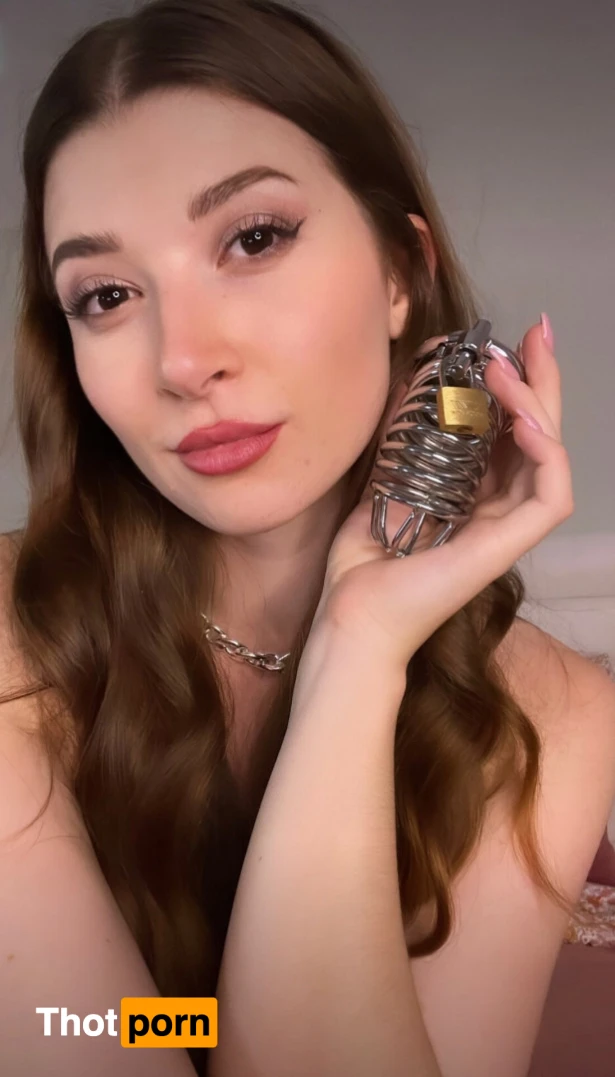 Eva de Vil - Goon Calendar 15807265