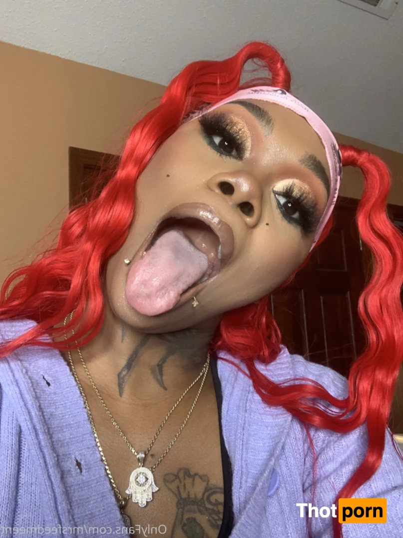 FREAKIEST EBONY CYBER GIRL ONLINE 🍆😝 6192048