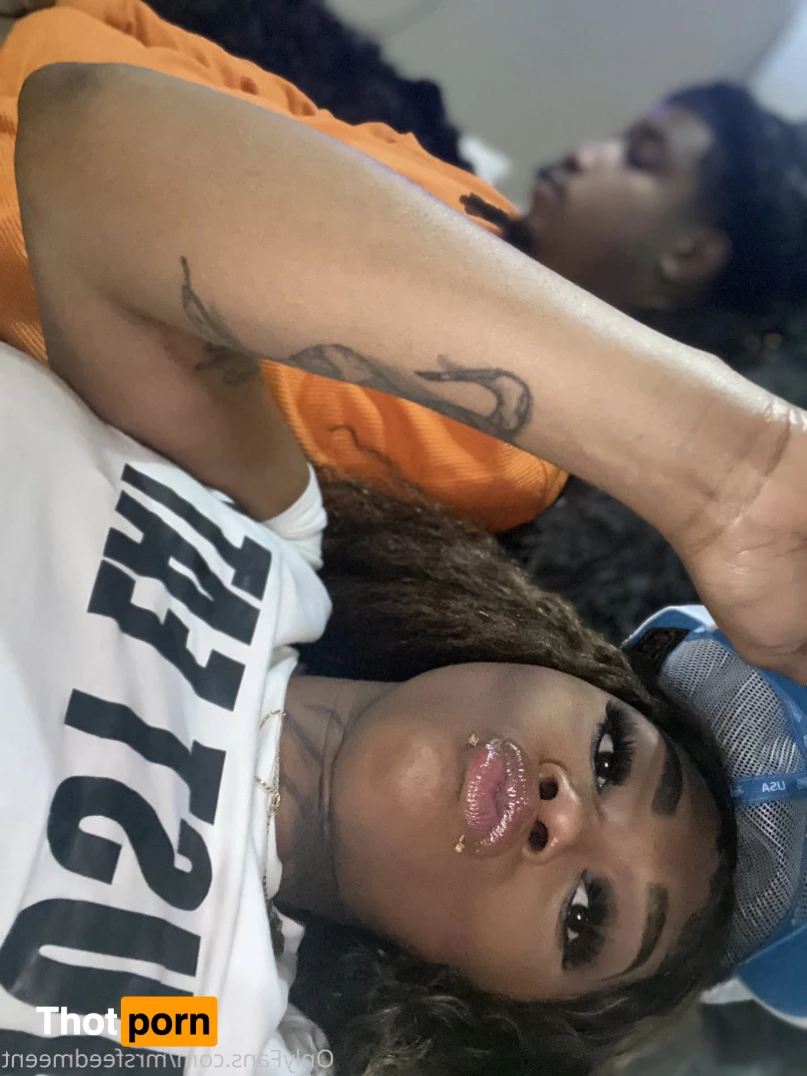 FREAKIEST EBONY CYBER GIRL ONLINE 🍆😝 6192074