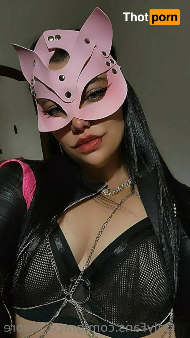 Cutie Grace🦊 15733947