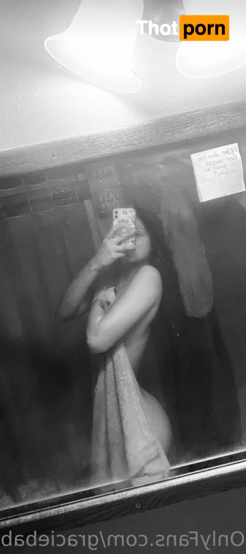 Hailey 💕 15732539