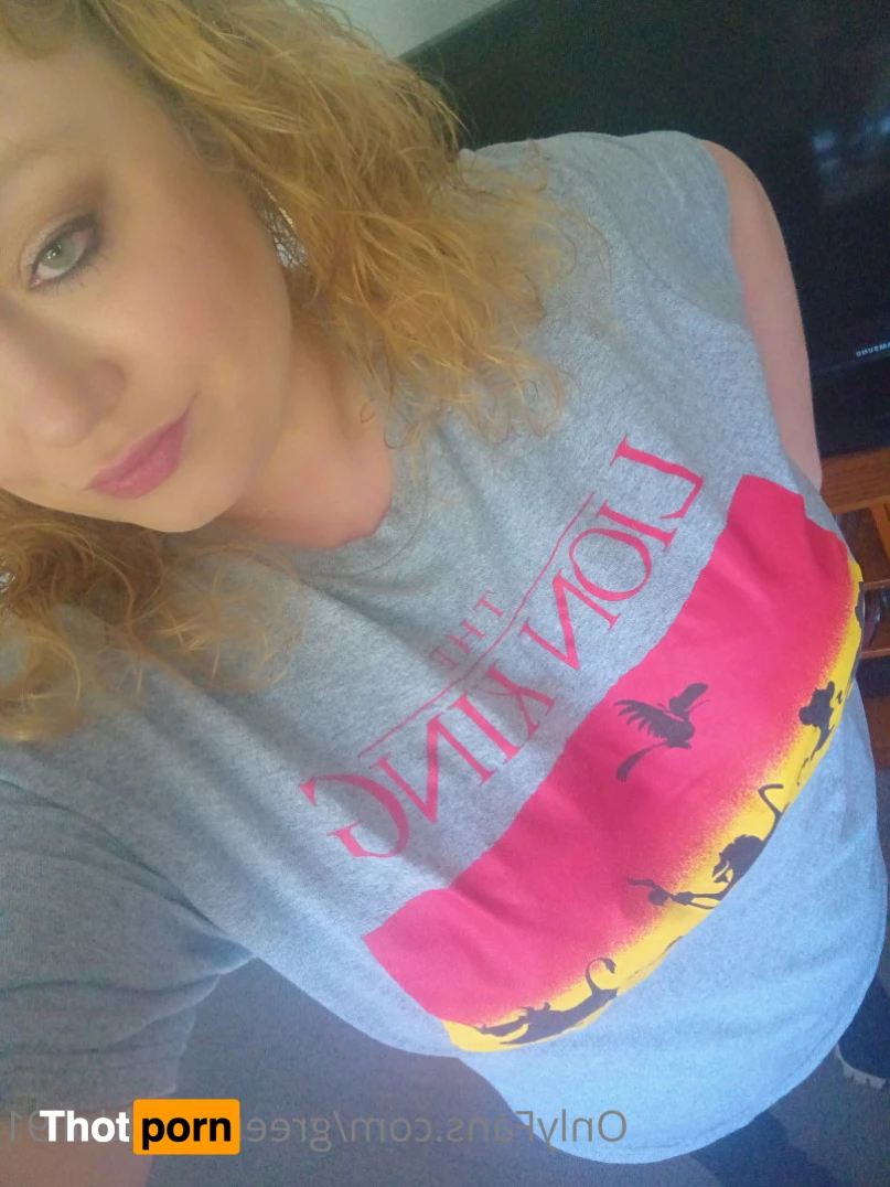 GreenEyedDoll 15704919