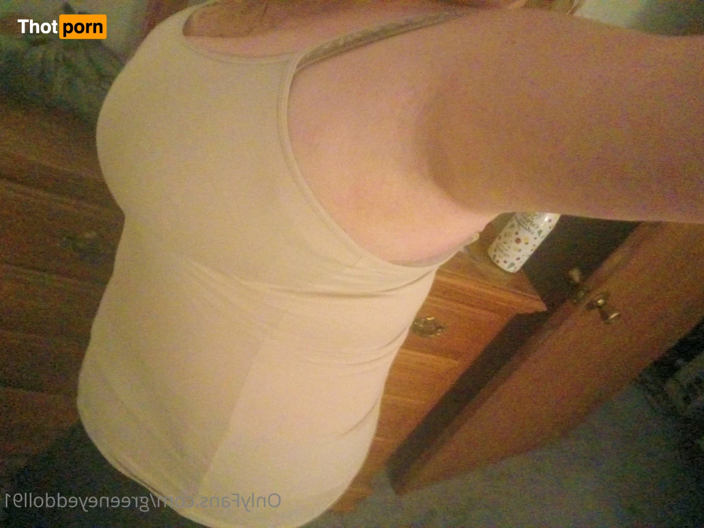 GreenEyedDoll 15704947