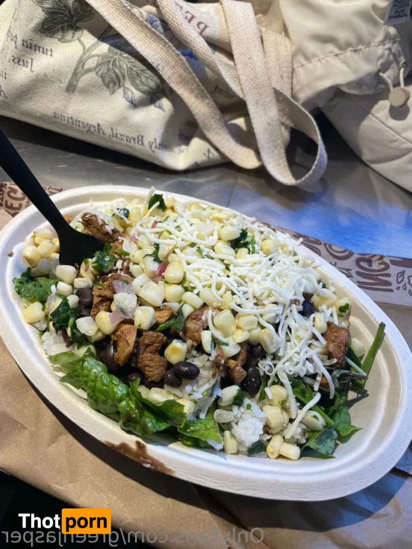 ✧ sammie ✧ 15704889