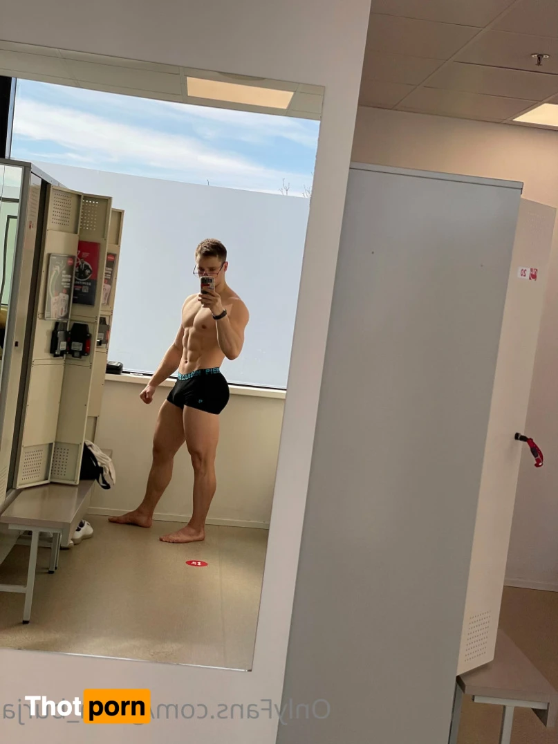 Your_Hottie_Promo💦🔥 15701940